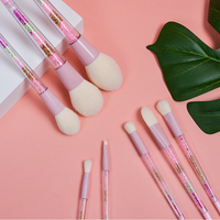 Ensemble de 8 pinceaux de maquillage à poils synthétiques avec manche en plastique rose brillant, pour le correcteur et l'application sur le visage, marque privée