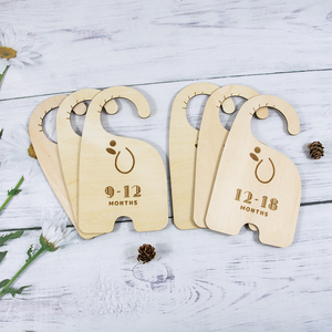 Offre Spéciale en <span class=keywords><strong>bois</strong></span> bébé placard diviseurs vêtements de pépinière et garde-robe organisateurs <span class=keywords><strong>bois</strong></span> artisanat et mur des signes pour la <span class=keywords><strong>chambre</strong></span> de bébé - Product Image 4