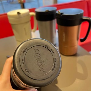 Fabricants en gros <span class=keywords><strong>pas</strong></span> <span class=keywords><strong>cher</strong></span> beaucoup de tasses de bureau portables en acier inoxydable <span class=keywords><strong>tasse</strong></span> à vide isolée - Product Image 1