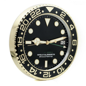 Orologio da Parete di Lusso in Metallo con Design Analogico, Lente d'Ingrandimento Unica, Orologio da Polso Moderno e da Parete - Product Image 3