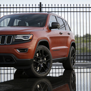 Film de protection de carrosserie automobile en TPU PPF auto-cicatrisant, changeant de couleur, qualité garantie, rouleau de 7,5 mil d'épaisseur, résistant aux UV/infrarouge, peinture de carrosserie de luxe - Product Image 1