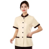 Uniforme de ménage d'hôtel pour femmes, haut ajusté à col montant, manches courtes, simple boutonnage, poches, vêtements de travail