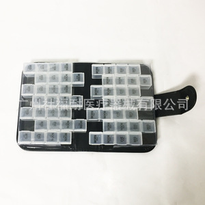 Vente en gros d'usine Étui en cuir PU détachable 56 compartiments Pilulier de voyage d'affaires portable Emballage en plastique imprimé personnalisé - Product Image 1