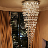 Lustre LED moderne de luxe en aluminium, réglable en hauteur, télécommandé, personnalisé, pour villa, avec cristaux supplémentaires