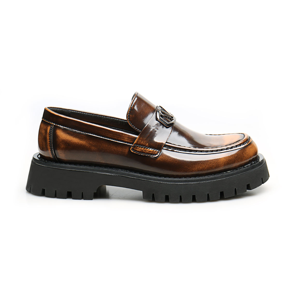 สีน้ำตาล