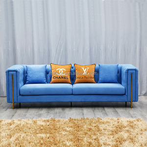 Sofá italiano <span class=keywords><strong>de</strong></span> lujo para sala <span class=keywords><strong>de</strong></span> estar, 3 + 2 + 1 <span class=keywords><strong>plazas</strong></span> con reposabrazos <span class=keywords><strong>de</strong></span> metal dorado, tela <span class=keywords><strong>de</strong></span> terciopelo, cuero, muebles para el hogar <span class=keywords><strong>baratos</strong></span> - Product Image 3