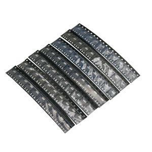 7 Voltaj Regülatörü Çip Paketleri AMS1117 Serisi 3C Dijital Çin 3.3V 5.0V 2.5V <span class=keywords><strong>1.8V</strong></span> 1.5V 1.2V ADJ - Product Image 1