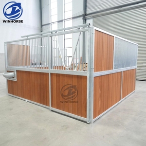 Panneaux de box pour chevaux préfabriqués portables de luxe en acier galvanisé de 12 pieds pour extérieur, très demandés - Product Image 1