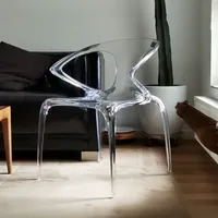 Chaise de salle à manger en cristal, solide et moderne, meubles de maison portables en plastique pour la cuisine, l'entrepôt de parcs extérieurs pour les mariages