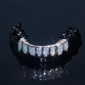 Grillz en Moissanite Scintillante, Capuchons Dentaires Personnalisés en Argent Sterling 925, Accessoire de Mode pour Hommes et Femmes - Product Image 2