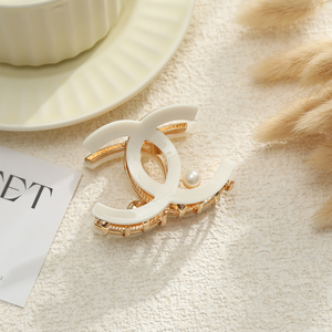 Pinza de Pelo Acrílica con Diseño de Tiburón, Estilo Moderno, para Cabello Mediano, con Agarre de Aleación, Accesorios para el Cabello - Product Image 2