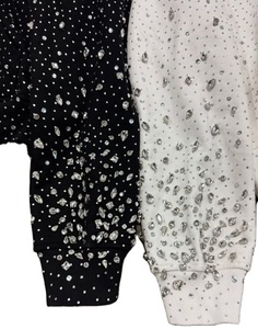 Sweat à capuche zippé pour homme, entièrement orné de strass étincelants, style streetwear Y2K oversize, avec embellissement en cristaux dégradés sur les manches - Product Image 2