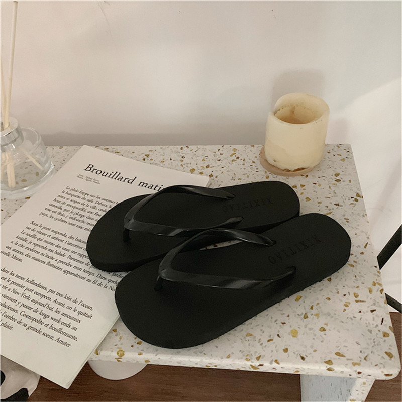 Women Fashion Personality Flip-Flops Slippers Beach Leisure Shoes Soft Bottom Flipflops