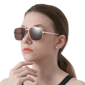 Lunettes de soleil aviateur classiques, monture métallique, protection UV400, unisexe, verres carrés en PC, pour la pêche, les voyages, la conduite, la mode - Product Image 2