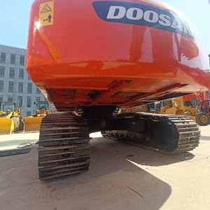 Excavatrice sur pneus Doosan 220lc-7 d'occasion avec moteur et boîte de vitesses, rayon de braquage court, état de marche, en stock - Product Image 2