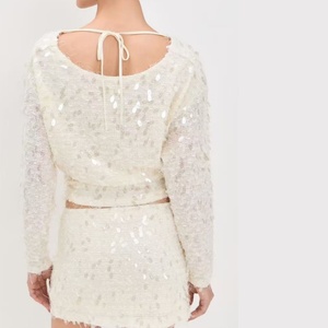 Conjunto de Falda y Top de Lentejuelas Pantone Casual y Moderno para Mujer - Product Image 2