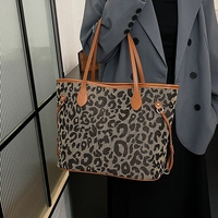 Bolso Tote de Paja a Rayas de Moda para Mujer, Gran Capacidad, Bolso de Playa de Verano, Bolso de Hombro Tejido con Asas de Cuero