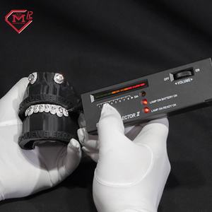 Nouveau Design Vvs Moissanite Grillz Dents 2 Top 8 Bas De Luxe Hiphop Bijoux Argent 925 <span class=keywords><strong>Grilz</strong></span> pour Les Dents - Product Image 3