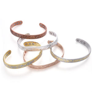 Brazalete Abierto de Energía de Iones Negativos con Imán de Bronce - Pulsera Magnética de Salud Grabada a la Moda - Accesorio de <span class=keywords><strong>Mano</strong></span> Popular - Product Image 1