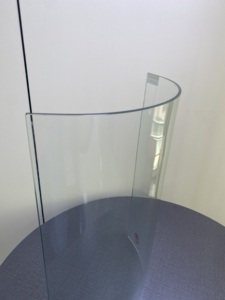 Verre trempé incurvé à haute transmission lumineuse, verre trempé de sécurité sur mesure pour vitrine, cloison ou fenêtre - Product Image 5