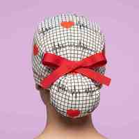 Bonnets de bloc opératoire Power Girl doublés satin avec logo personnalisé, à nouer, unisexe, avec boutons, pour usage hospitalier