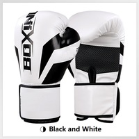 Gants Kick Boxing Muay Thai Punching Training Équipement de pratique de boxe Sports de plein air Gants de boxe