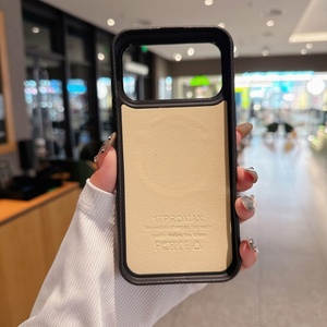 เคสโทรศัพท์มือถือระดับไฮเอนด์ ดีไซน์ใหม่มาแรง สำหรับ iPhone 17 Pro Max 16 15 14 13 7 Plus 8 ผลิตจากวัสดุ TPU - Product Image 3