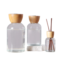 Bouteilles pulvérisatrices en verre transparent en forme d'ampoule avec bouchon à vis, vrac, vases en verre vides pour l'emballage de liquides cosmétiques