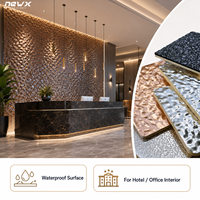 Panneau mural en PVC au charbon de bambou, ondulé 3D, rainuré, 8 mm, résistant aux chocs, pour couloirs et halls d'hôtels, usage commercial