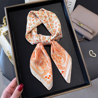 Daou 70*70 Foulard Carré de Luxe en Polyester Imprimé Sérigraphié Motif Floral Paisley, Protection Solaire, Écharpe et Voile d'Été pour Femme