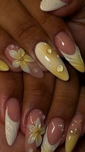 <span class=keywords><strong>Faux</strong></span> ongles en acrylique 3D sculptés en forme de fleur, durables et légers |   Options de couleurs blanches, <span class=keywords><strong>pastel</strong></span> et vives - Product Image 3