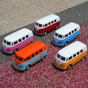 1:32 T1 <span class=keywords><strong>Bus</strong></span> Golfe Huile Édition Alliage Modèle Classique Voiture Jouets Camion Vintage Voiture Simulation Pull Back Son Lumière Moulé Sous Pression En Métal Jouets - Product Image 4