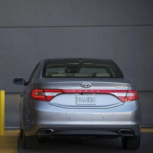 Para Hyundai Azera 2011, de 4 puertas sedán de lujo, techo solar panorámico de 2,4 L, Interior oscuro, tienda en línea izquierda, coche de <span class=keywords><strong>segunda</strong></span> <span class=keywords><strong>mano</strong></span>, precio bajo - Product Image 6