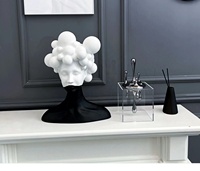 Ornements créatifs en résine écologique faits à la main, style Art déco, femme noire et blanche, avec boule, pour la décoration de la maison/du bureau, anniversaire