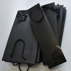 Luxe Zwarte Ambachtelijke Papieren Zak Op Maat Gemaakte Logo Fabrikant Luxe Zwart Cadeau Winkelen Kartonnen Verpakking Voor Theebier Op Maat - Product Image 4