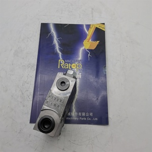 Soupape de décharge neuve d'origine 723-40-71900, soupape pilote 723-40-71102 723-40-71800 723-40-71900 pour excavatrice PC200-7 PC220-7 - Product Image 4