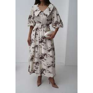 เดรสลายสีน้ำตาลแบบขายส่ง คอปกปีเตอร์แพน ทรงหลวม สวมใส่สบายๆ ระบายอากาศได้ดี ผูกเอวได้ - Product Image 2