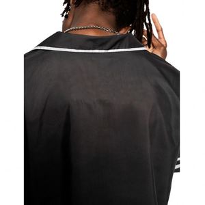 เสื้อเชิ้ตแขนสั้นลำลองผู้ชาย ผ้าซาติน ติดกระดุม ระบายอากาศได้ดี ผ้าถักลายพิมพ์ดิจิทัล สำหรับฤดูร้อน โพลีเอสเตอร์ 100% แบบชิ้นเดียว - Product Image 6