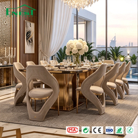 Juego de Comedor Moderno de Lujo con Mesa de Mármol y Latón Dorado, Sillas de Terciopelo, Proveedor Integral de Muebles para el Hogar