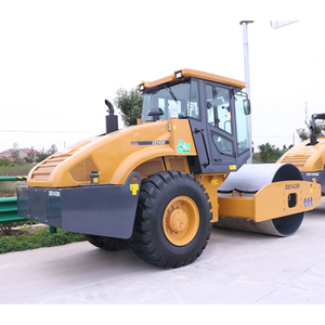 Rodillo de carretera vibratorio XS143H de tambor único de 14 toneladas a buen precio, gran oferta para obras de construcción y compactación de asfalto - Product Image 3