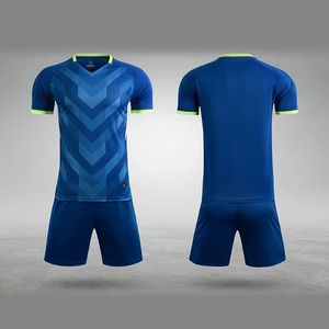 Maillot de football personnalisé de qualité supérieure, imprimé par transfert thermique, 100 % polyester, col ras du cou, manches courtes, respirant, séchage rapide, antibactérien - Product Image 2