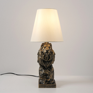 Lampadaires design pour animaux Lampes de table LED Lion en résine Lampes de chevet Chambre à coucher Lampe sur pied Living Rooml Creative Black Gold Lion - Product Image 1