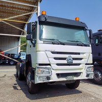 Camion tracteur poids lourd 6x4 pour remorque surbaissée, transport longue distance, logistique, transport sur site minier, tête de camion tracteur, tracteur-primeur