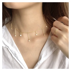 En gros Mode OEM usine <span class=keywords><strong>prix</strong></span> CZ plaqué <span class=keywords><strong>or</strong></span> design personnalisé 925 en argent sterling femmes bijoux - Product Image 1