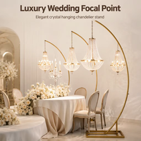 Grand support floral métallique pour mariage avec éclairage LED et décoration de piliers
