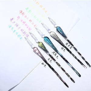 Nouveaux stylos <span class=keywords><strong>plume</strong></span> en cristal éblouissants chauds stylo <span class=keywords><strong>à</strong></span> <span class=keywords><strong>encre</strong></span> scintillant pour fille attrape-rêves outil <span class=keywords><strong>de</strong></span> calligraphie en verre stylo <span class=keywords><strong>à</strong></span> tremper - Product Image 4