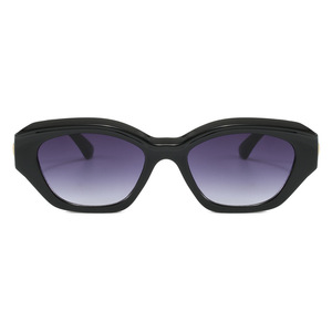 Gafas de Sol de Diseño Elegante y Moderno para Mujer, Protección UV de Alta Gama, Ideales para Viajes y Playa - Product Image 6