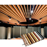 Plafond en bande métallique à grain de bois, directement de l'usine, en aluminium, ignifuge, matériaux de construction décoratifs pour hôpitaux