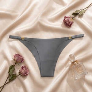 Culottes string grises sans couture pour femmes, douces, respirantes, couleur unie, taille basse, séchage rapide, ultra-fines, sexy, OEM ODM - Product Image 2