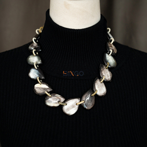 Collar de Cadena con Eslabones en Forma de Gota de Cuerno de Búfalo Natural Artesanal, Regalo Ecológico de Moda, Accesorios de Moda Unisex - Product Image 1